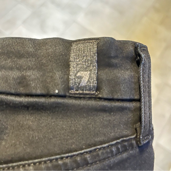 7 For All Mankind Black Kimmie Crop Jeans - Picture 11 of 11